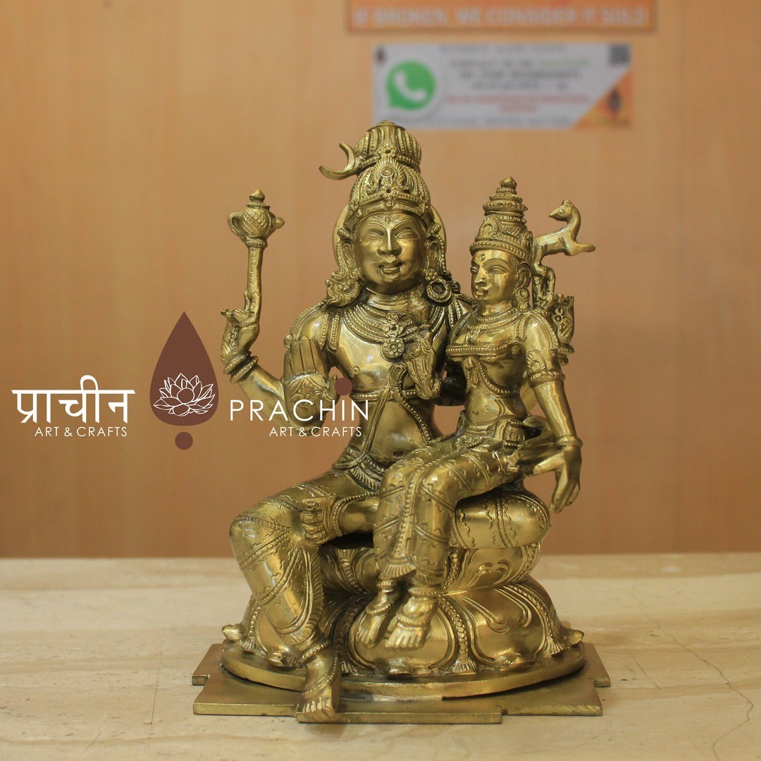 shiva and parvati statue