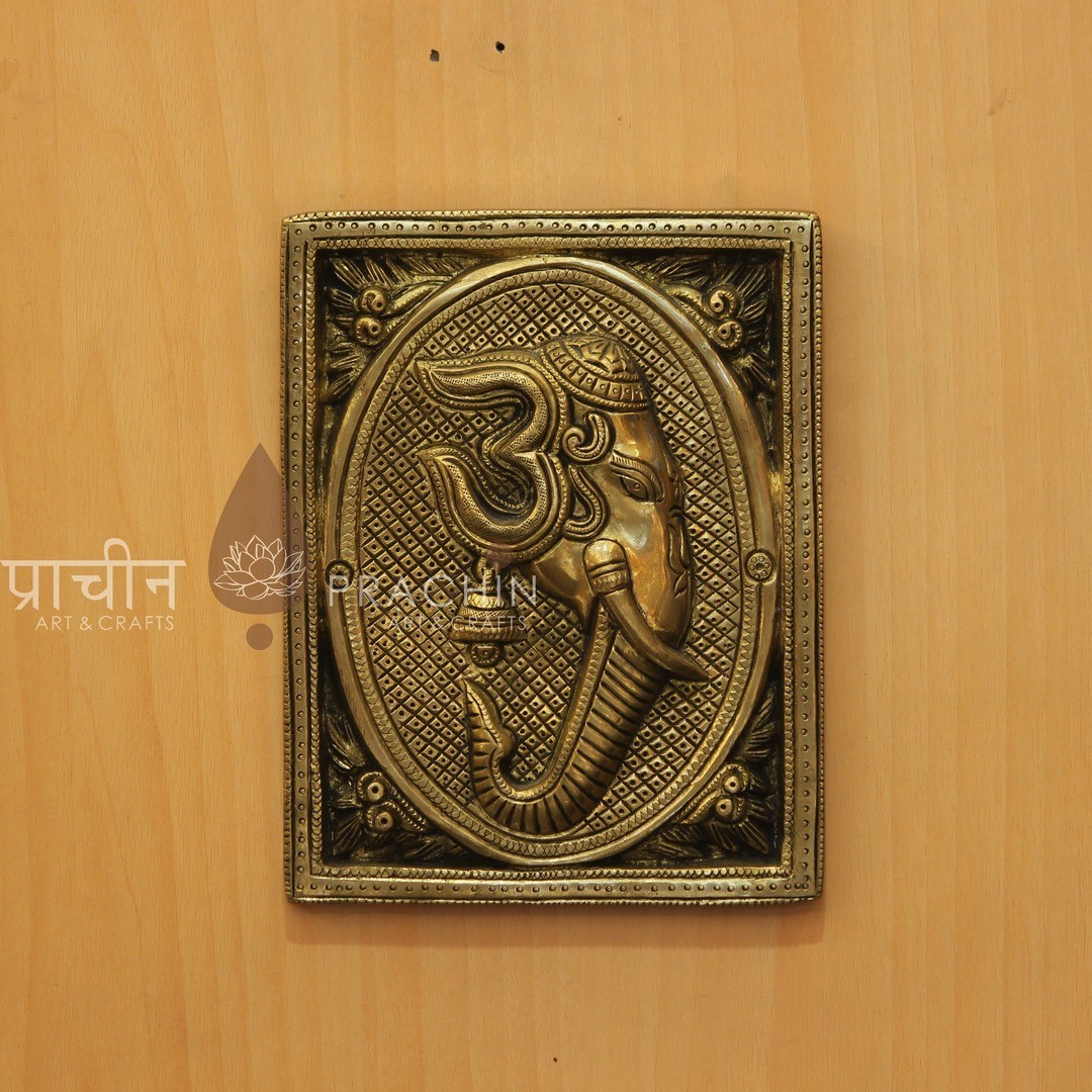 Hanging Om Ganesha